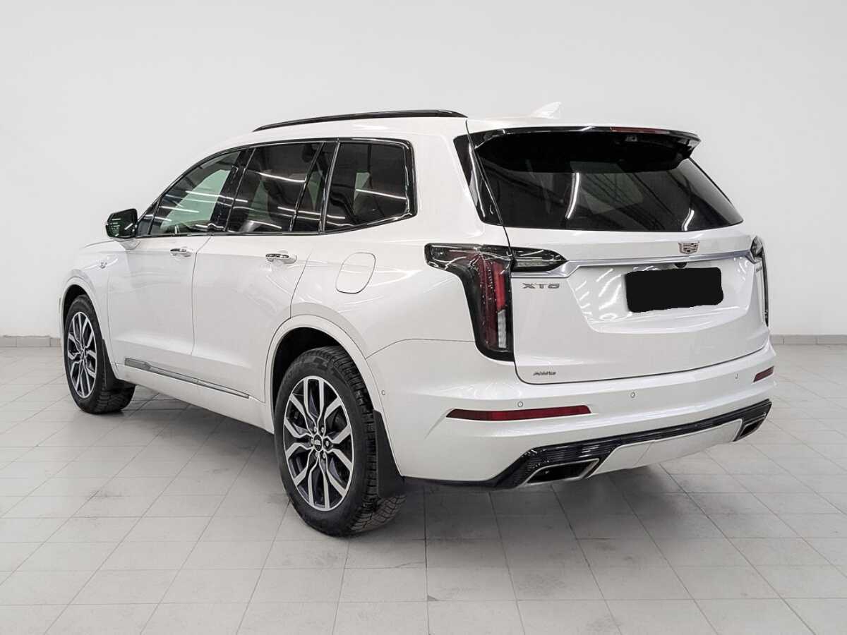Cadillac XT6 с пробегом — 2021 год. Фото: #6