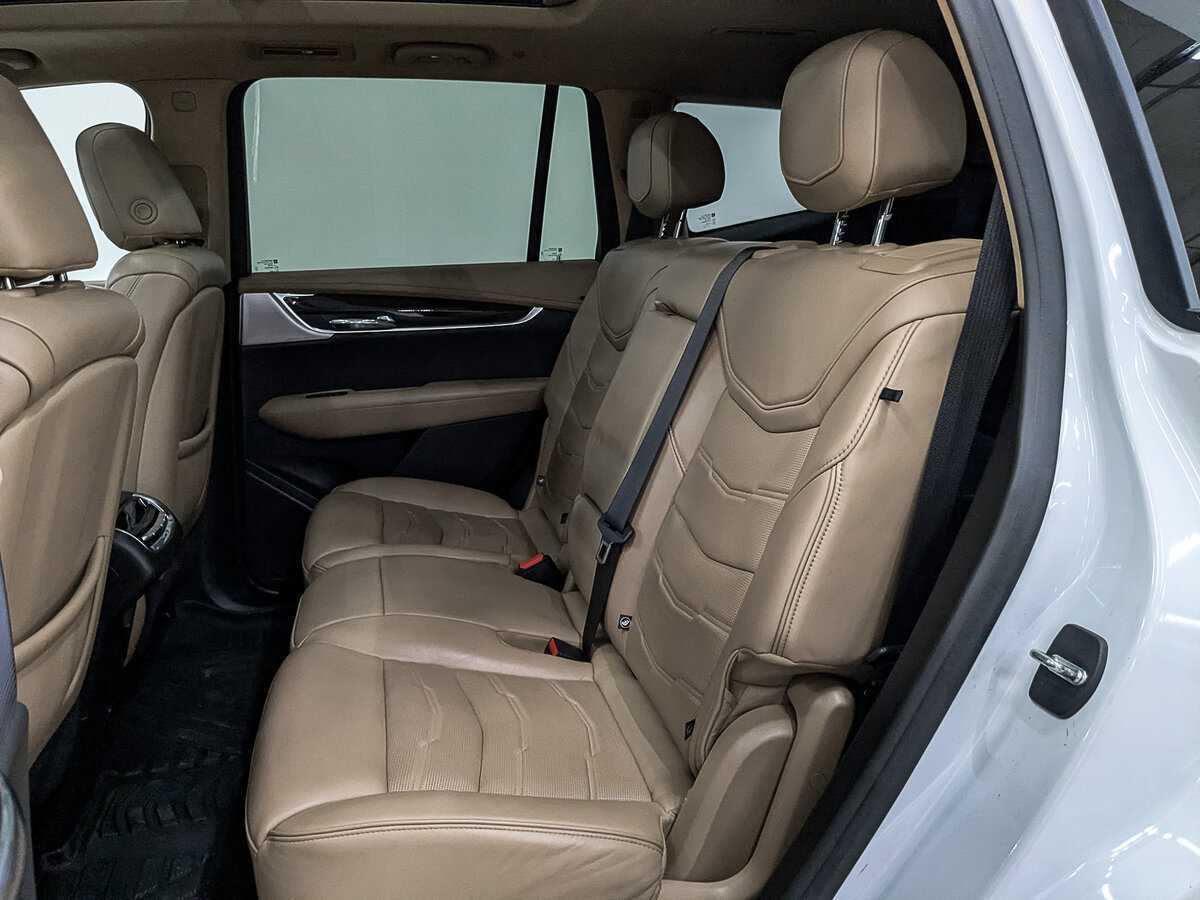 Cadillac XT6 с пробегом — 2021 год. Фото: #15