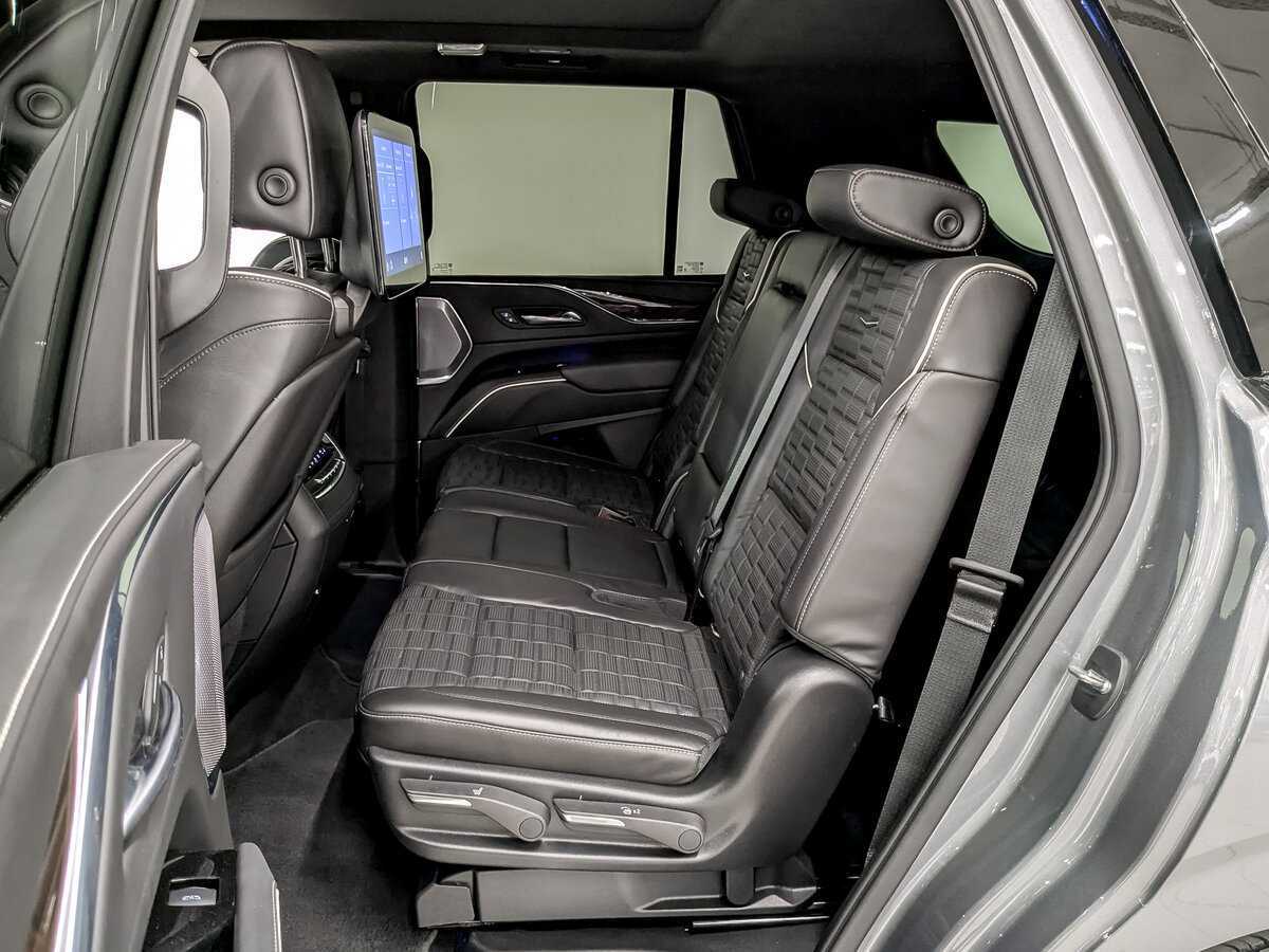 Cadillac Escalade с пробегом — 2021 год. Фото: #10