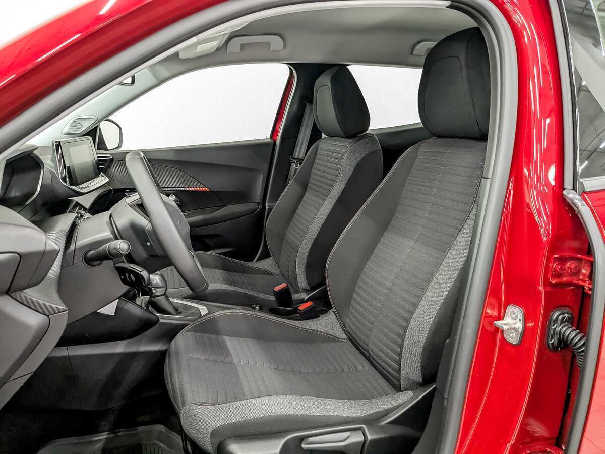 Peugeot 2008 с пробегом — 2022 год. Фото: #17