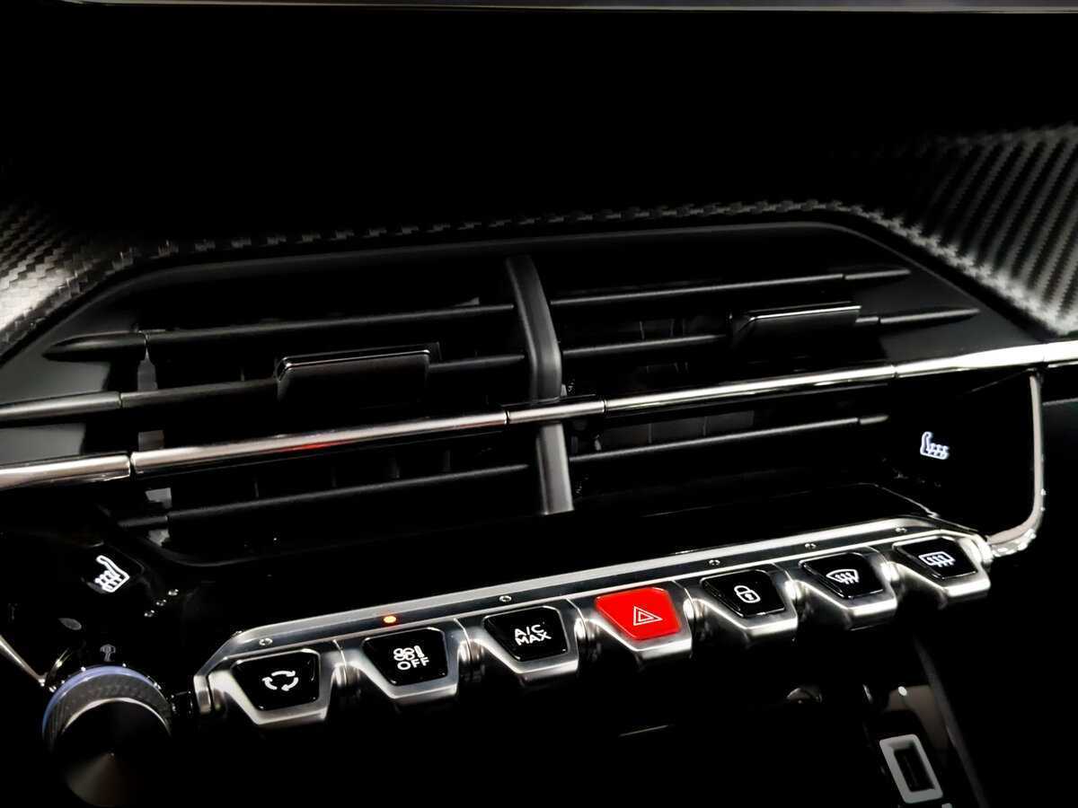 Peugeot 2008 с пробегом — 2022 год. Фото: #21