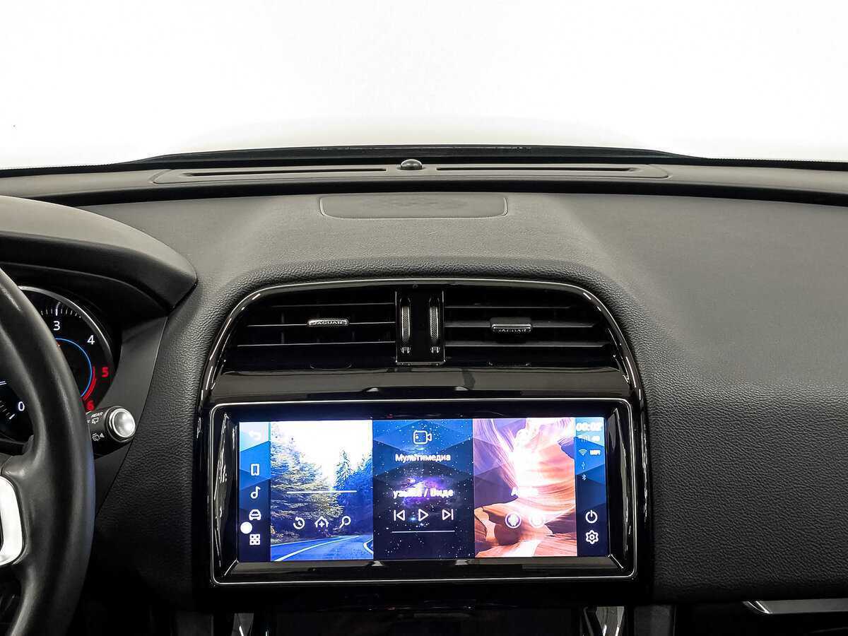 Jaguar F-Pace с пробегом — 2018 год. Фото: #13