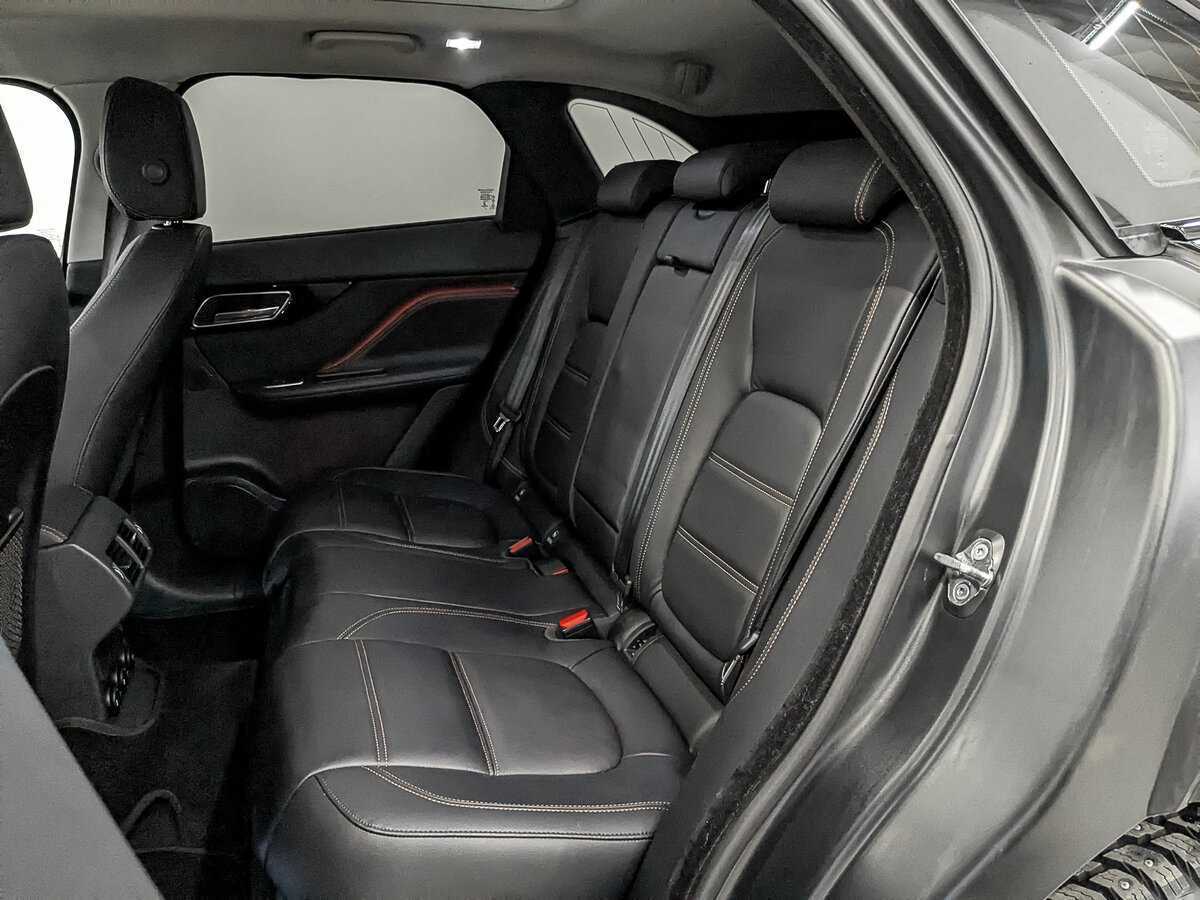 Jaguar F-Pace с пробегом — 2018 год. Фото: #14