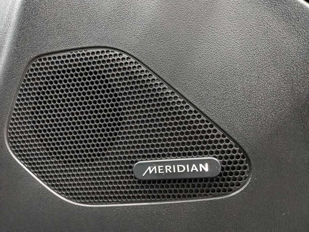 Jaguar F-Pace с пробегом — 2018 год. Фото: #24