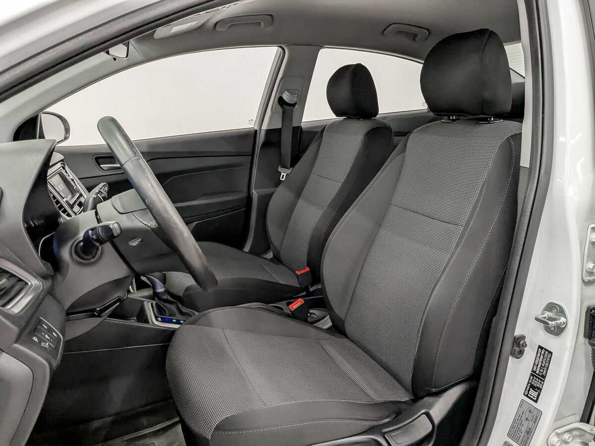 Hyundai Solaris с пробегом — 2019 год. Фото: #17