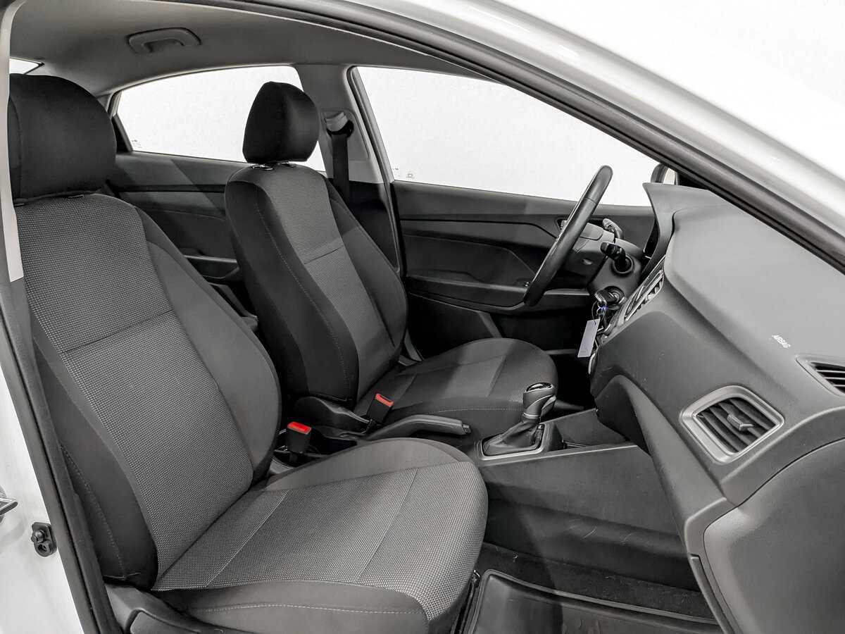 Hyundai Solaris с пробегом — 2019 год. Фото: #20