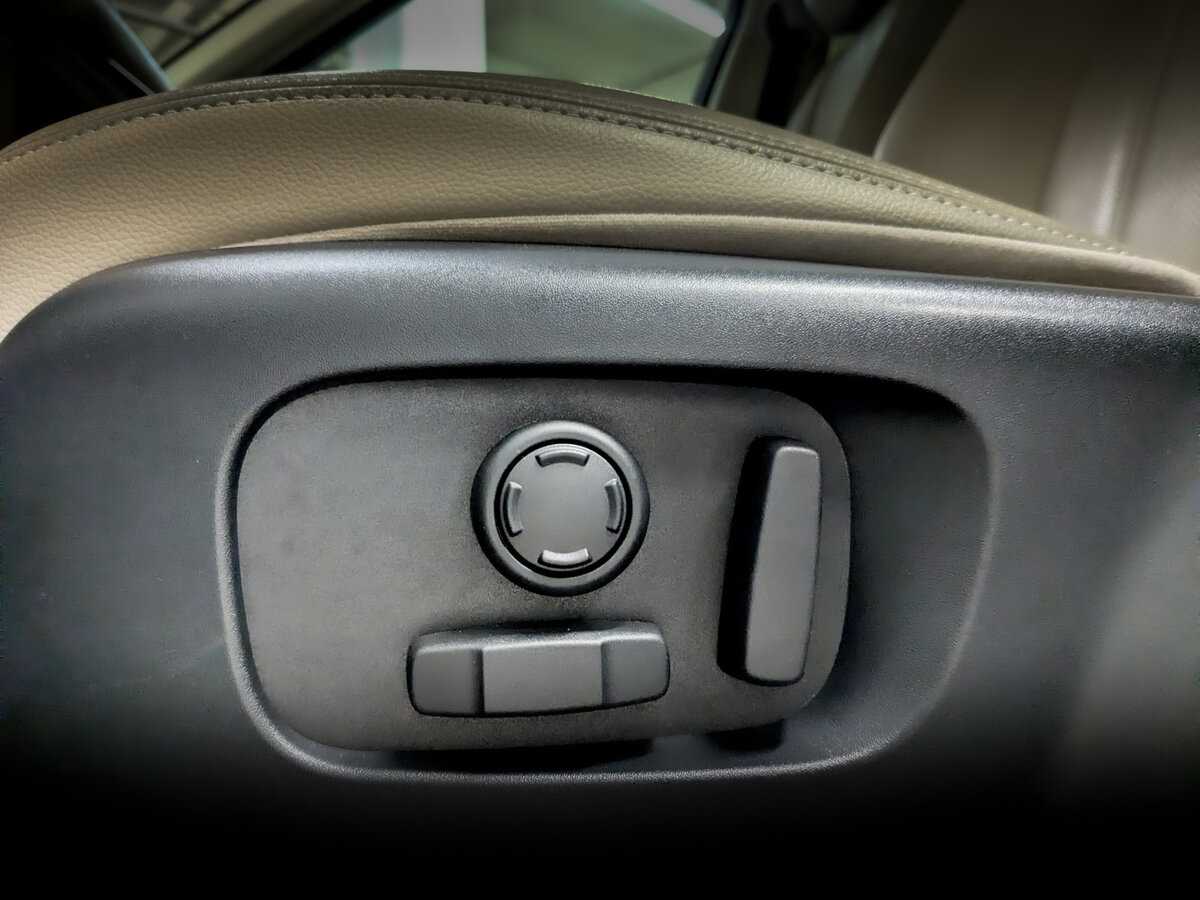 Land Rover Range Rover Velar с пробегом — 2020 год. Фото: #20