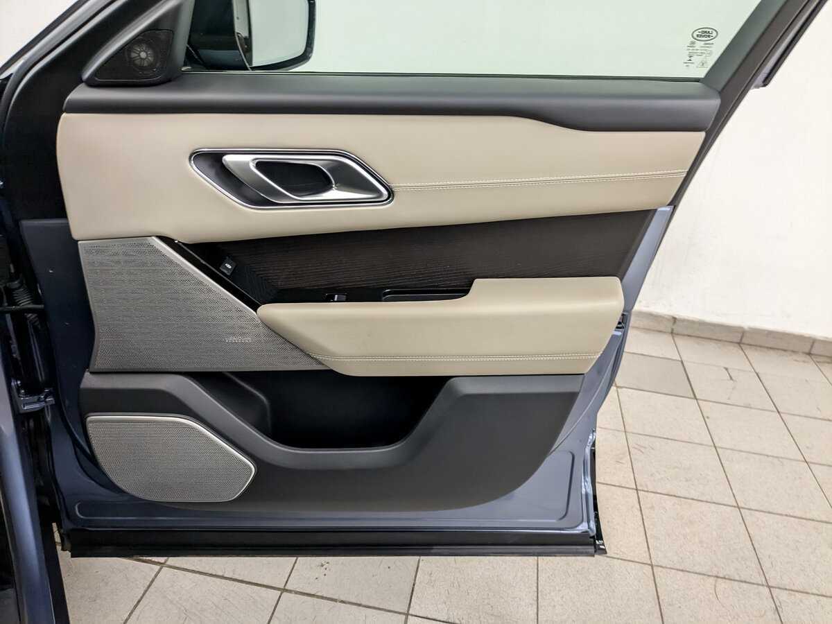 Land Rover Range Rover Velar с пробегом — 2020 год. Фото: #24