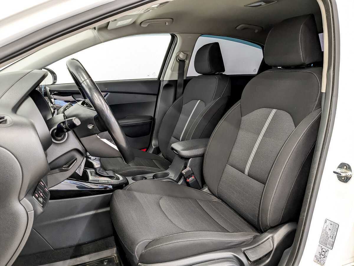 Kia Cerato с пробегом — 2019 год. Фото: #17