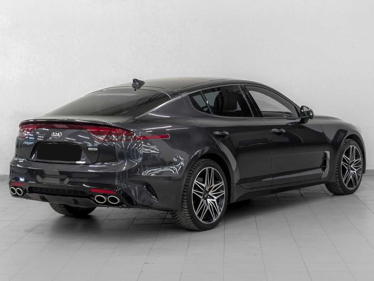 Kia Stinger с пробегом — 2021 год. Фото: #4