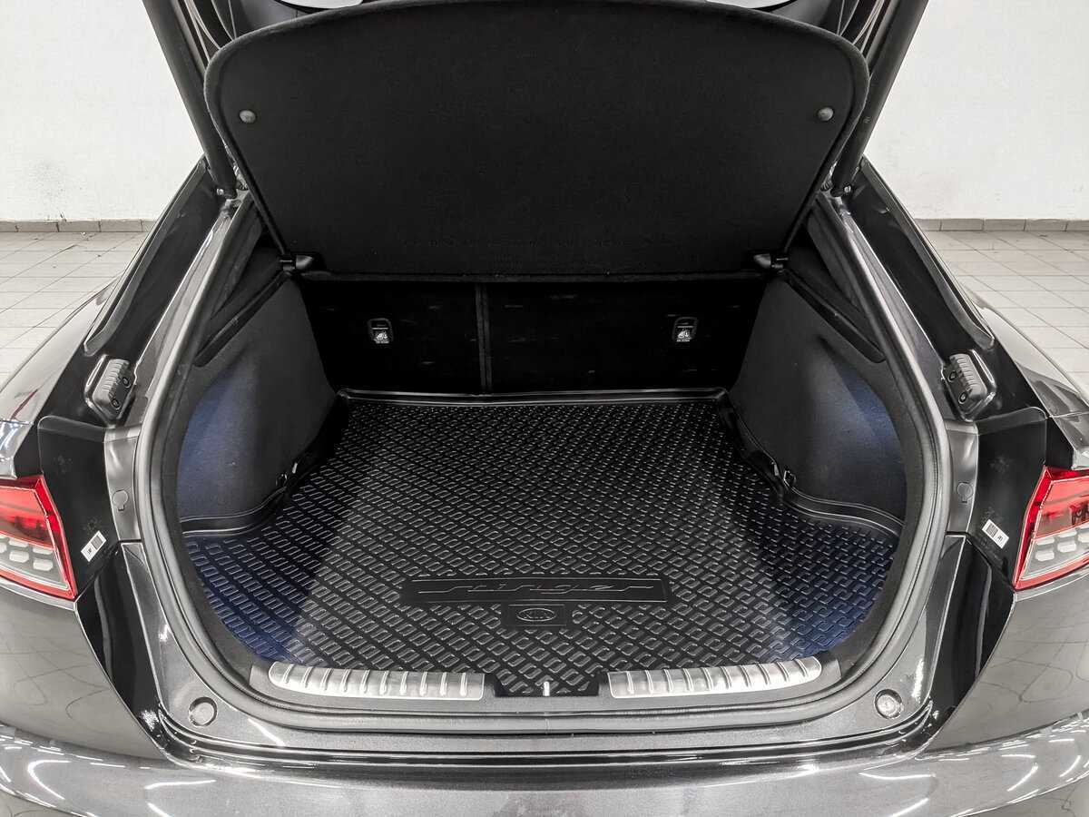 Kia Stinger с пробегом — 2021 год. Фото: #9