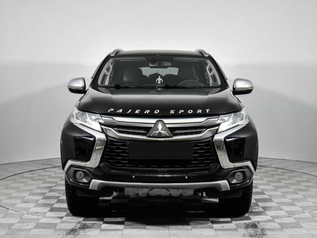 Mitsubishi Pajero Sport с пробегом — 2019 год. Фото: #1