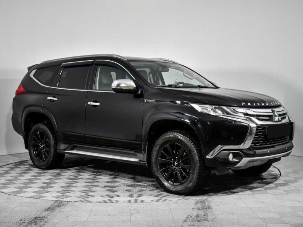 Mitsubishi Pajero Sport с пробегом — 2019 год. Фото: #2