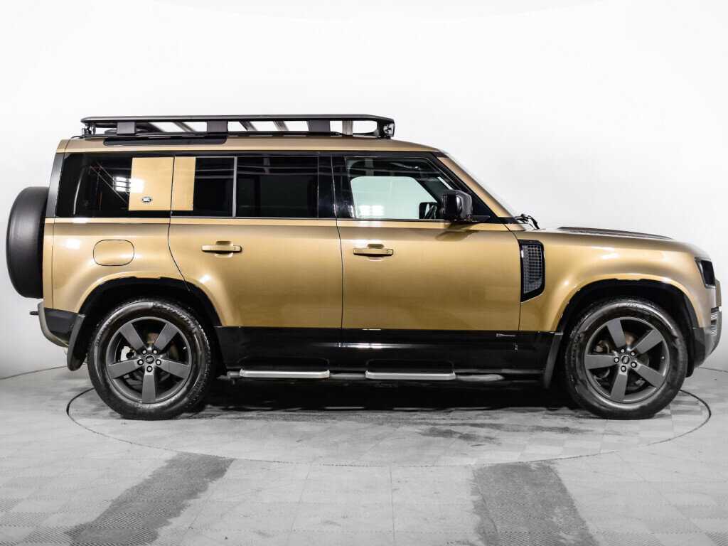 Land Rover Defender с пробегом — 2021 год. Фото: #3