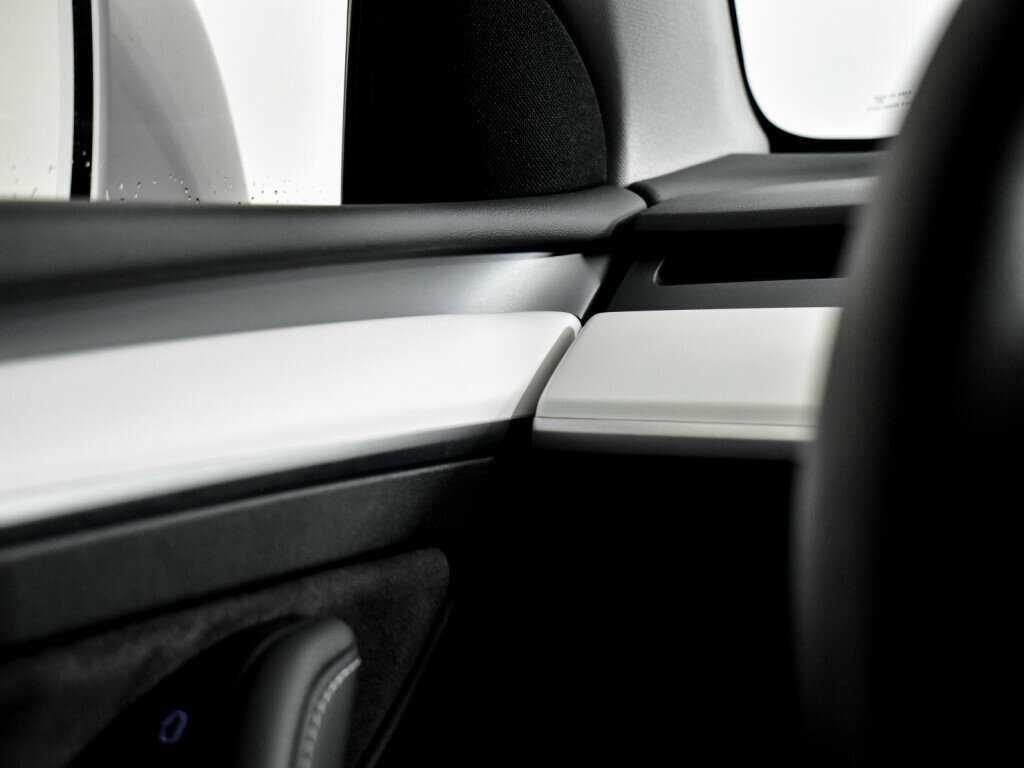 Tesla Model Y с пробегом — 2022 год. Фото: #12