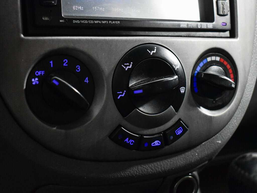 Chevrolet Lacetti с пробегом — 2007 год. Фото: #15