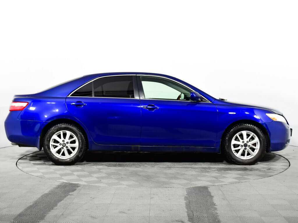 Toyota Camry с пробегом — 2008 год. Фото: #3