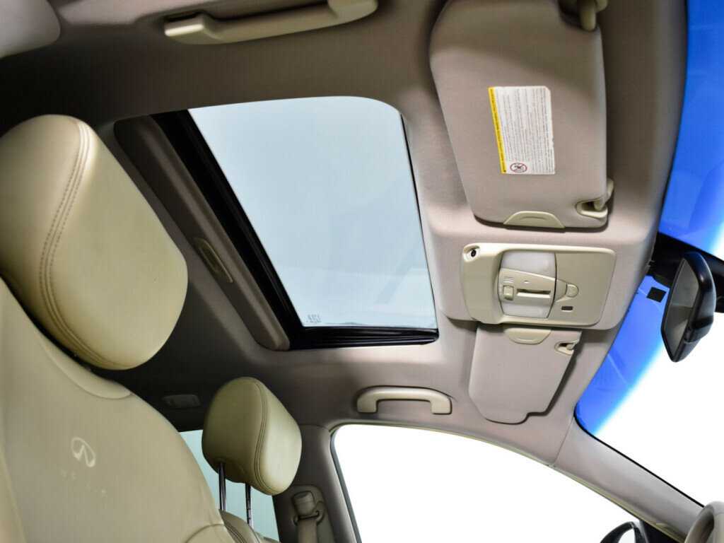 Infiniti FX с пробегом — 2011 год. Фото: #12