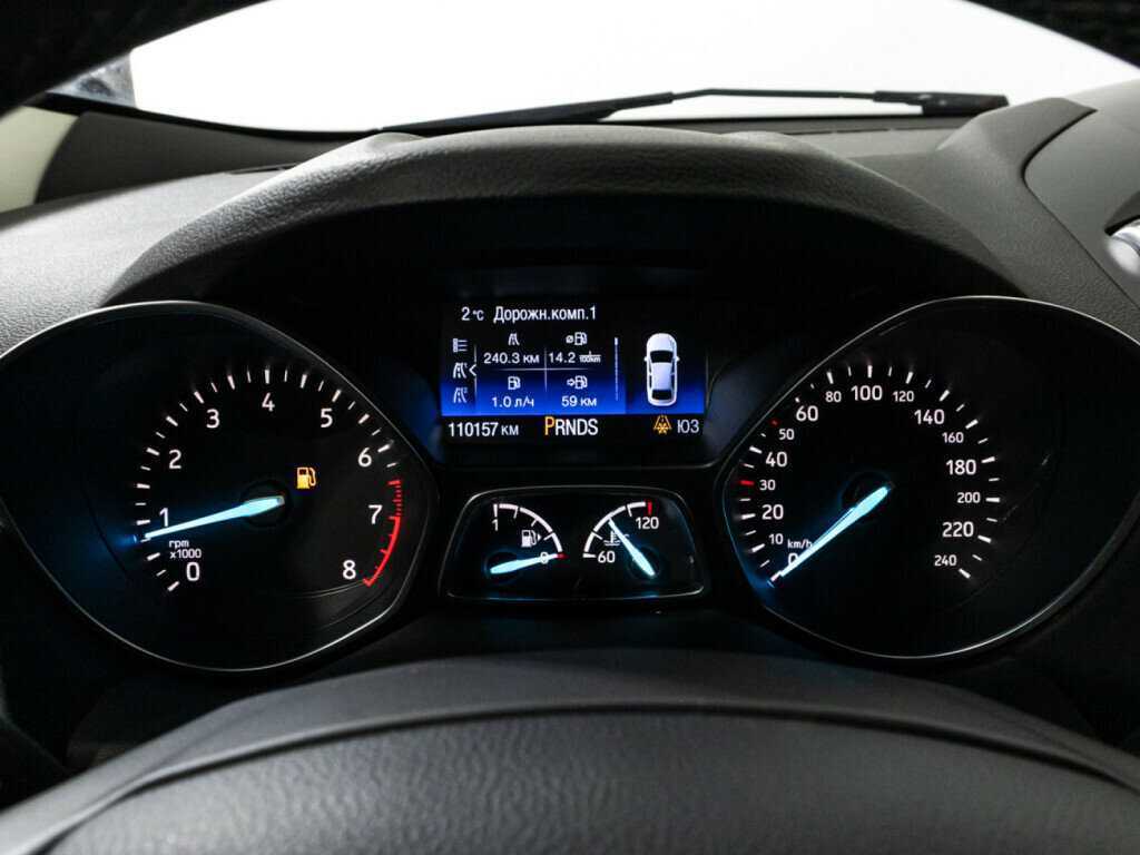 Ford Kuga с пробегом — 2017 год. Фото: #11