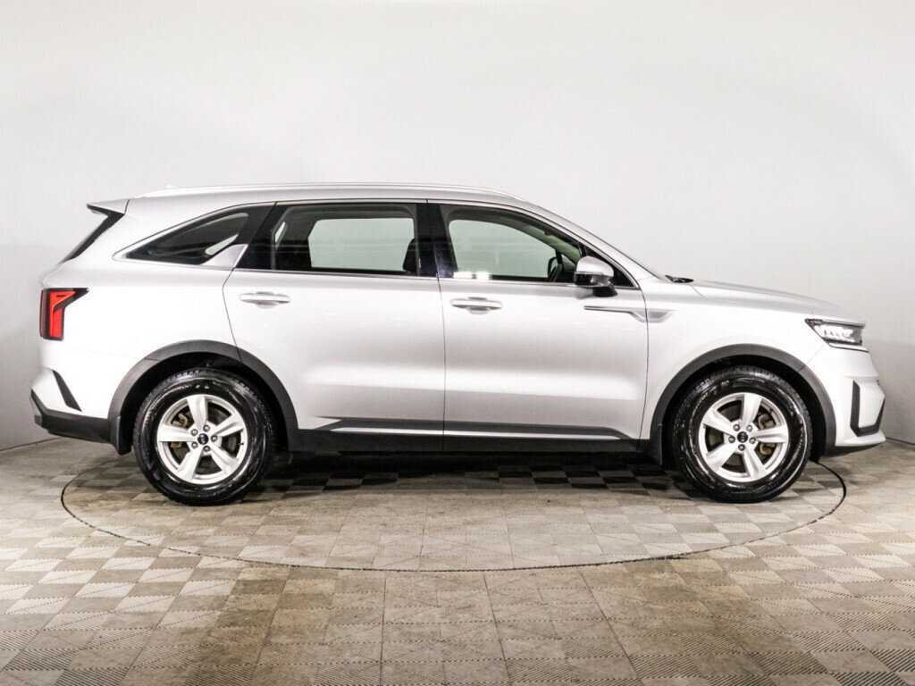 Kia Sorento с пробегом — 2021 год. Фото: #3