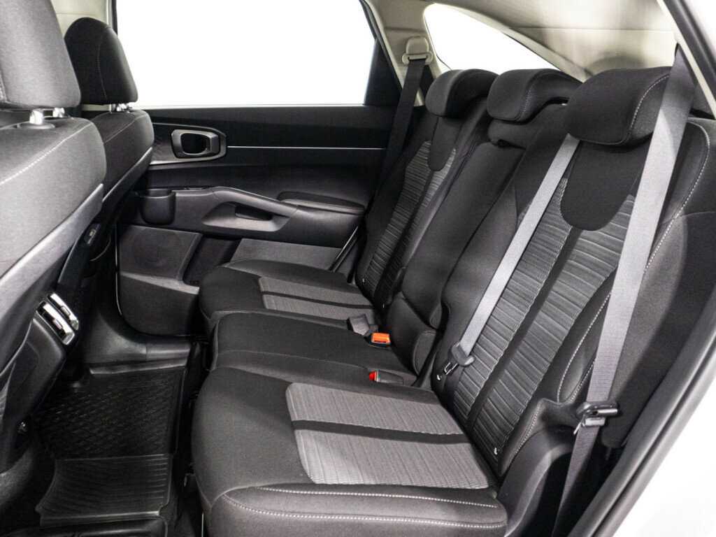 Kia Sorento с пробегом — 2021 год. Фото: #9