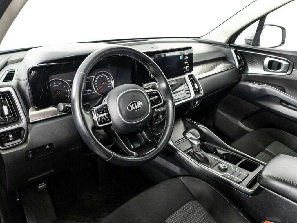 Kia Sorento с пробегом — 2021 год. Фото: #10