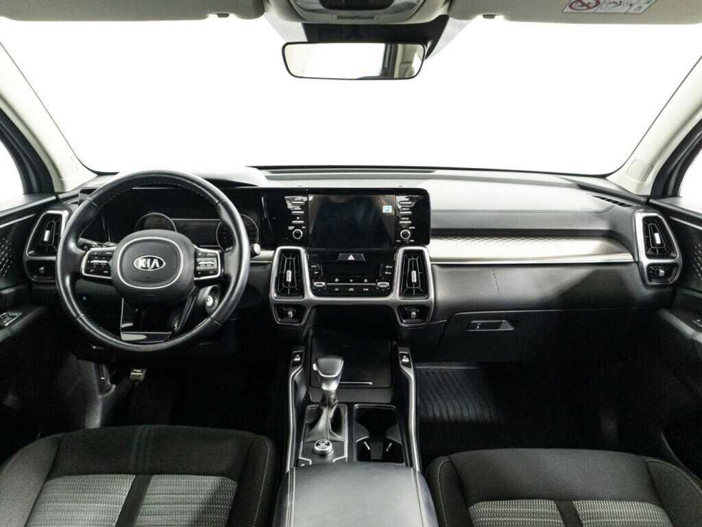 Kia Sorento с пробегом — 2021 год. Фото: #12