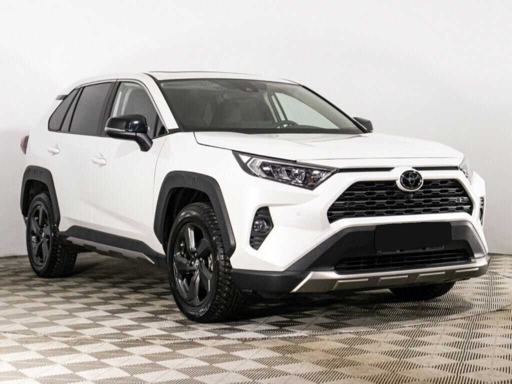 Toyota RAV4 с пробегом — 2022 год. Фото: #2