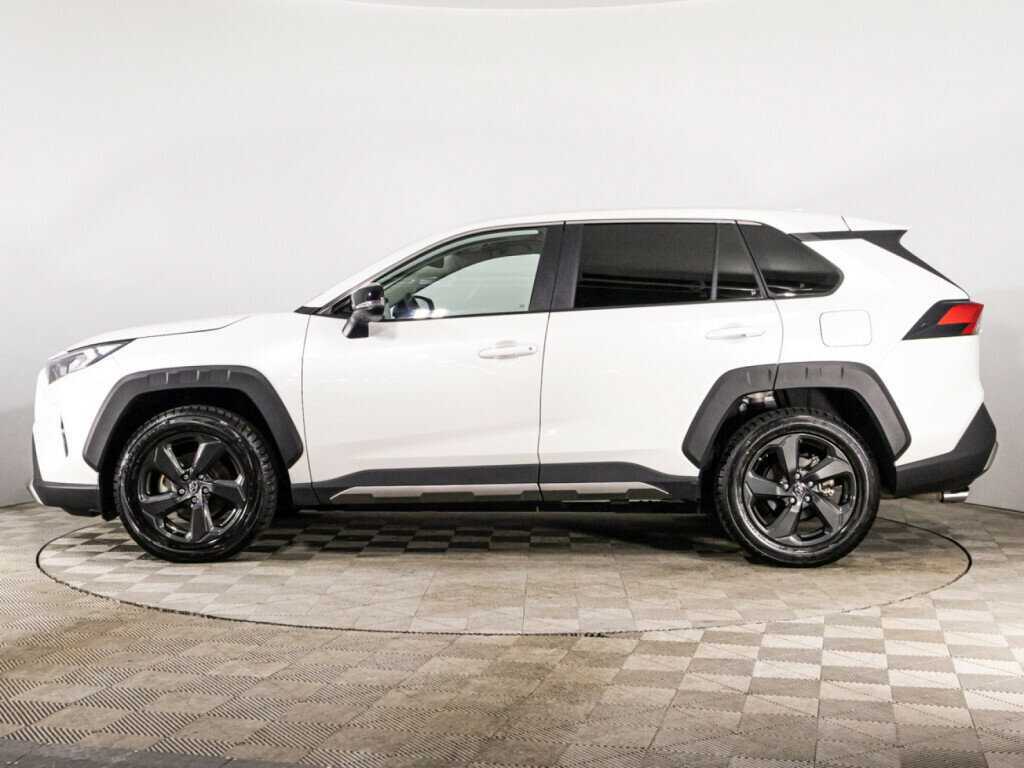 Toyota RAV4 с пробегом — 2022 год. Фото: #7