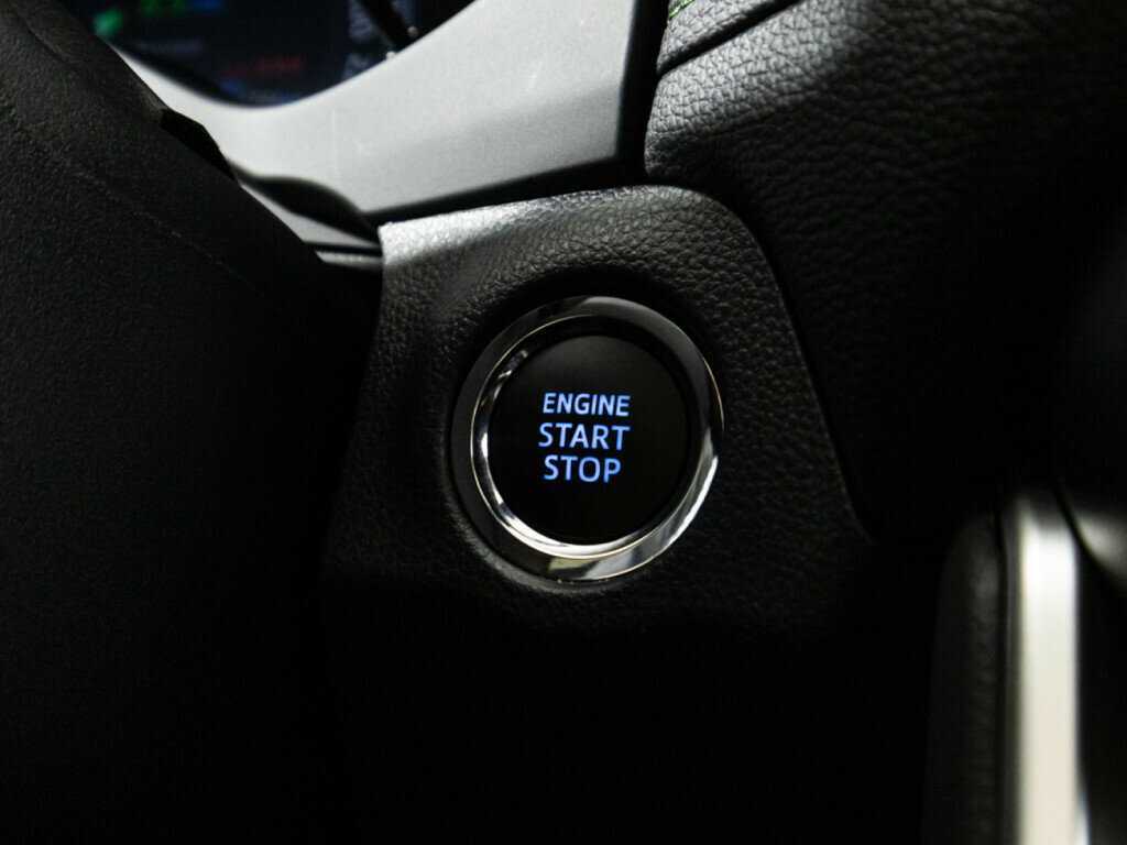 Toyota RAV4 с пробегом — 2022 год. Фото: #19