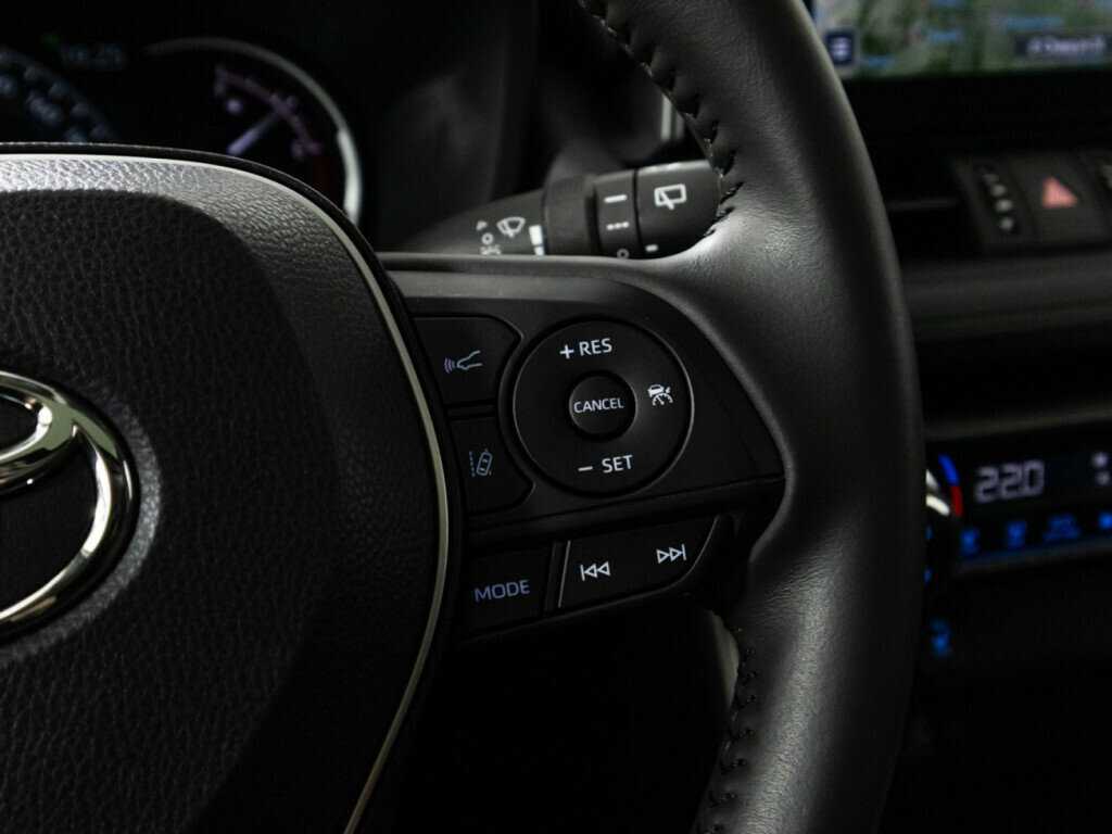 Toyota RAV4 с пробегом — 2022 год. Фото: #20