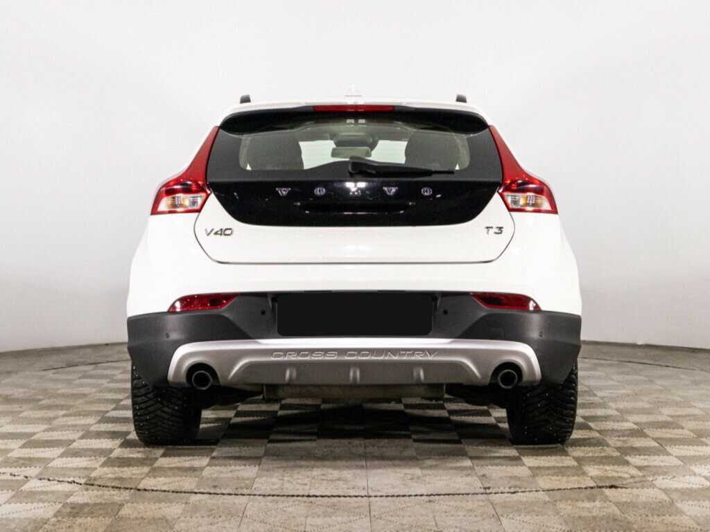 Volvo V40 Cross Country с пробегом — 2019 год. Фото: #5