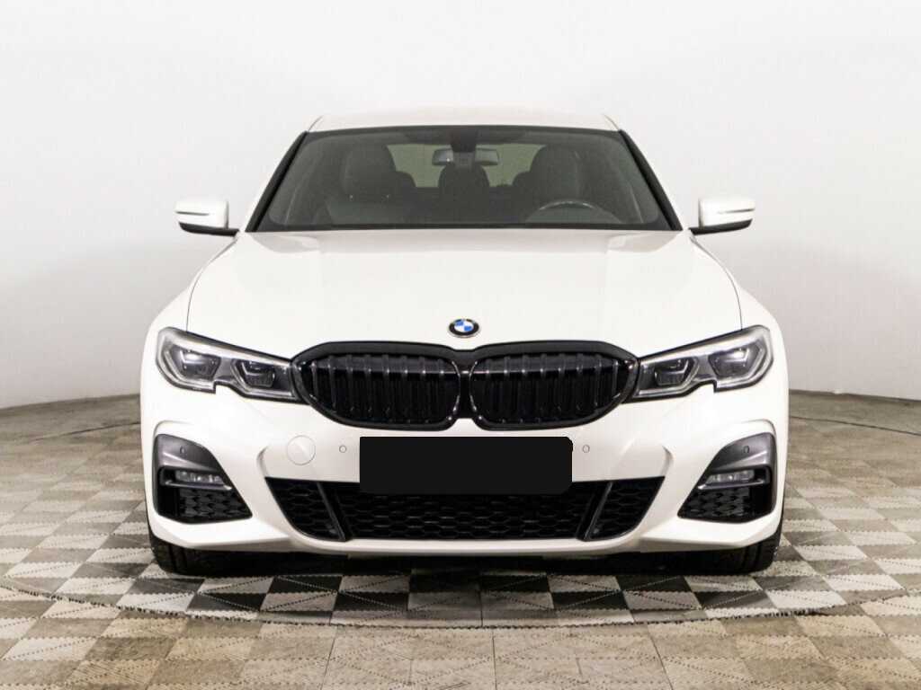 BMW 3 серии с пробегом — 2020 год. Фото: #1