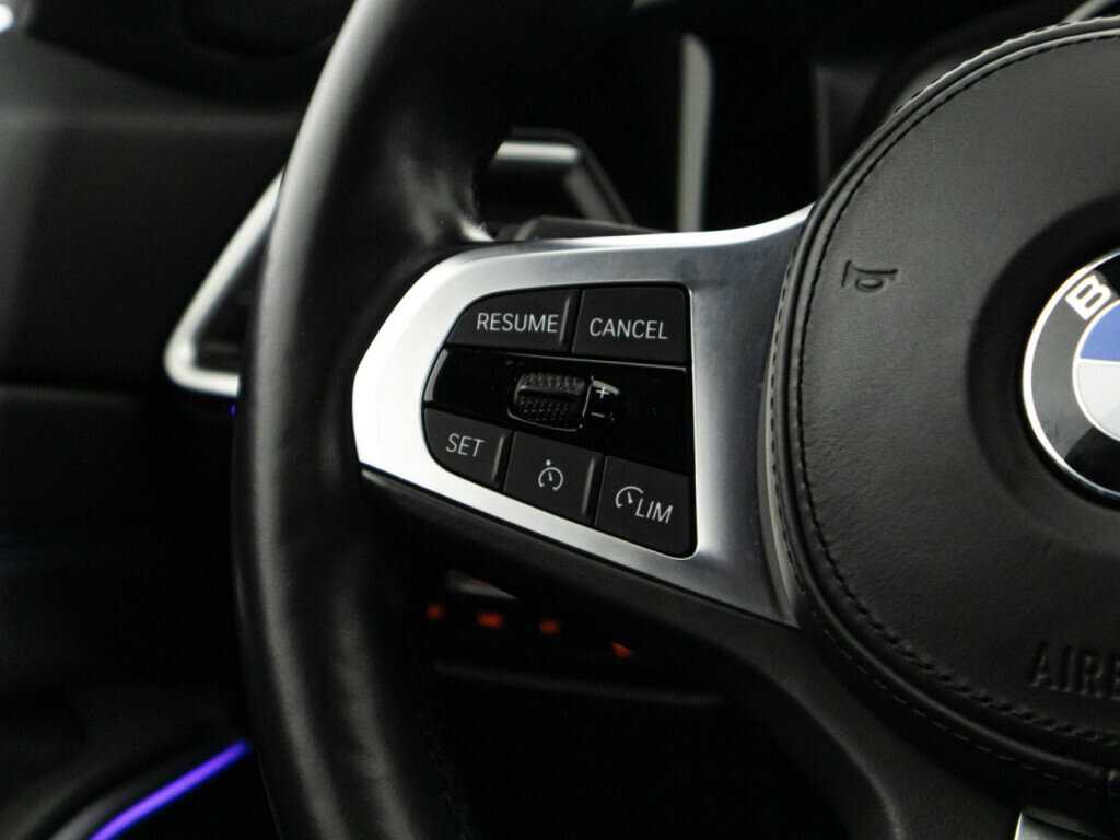 BMW 3 серии с пробегом — 2020 год. Фото: #19