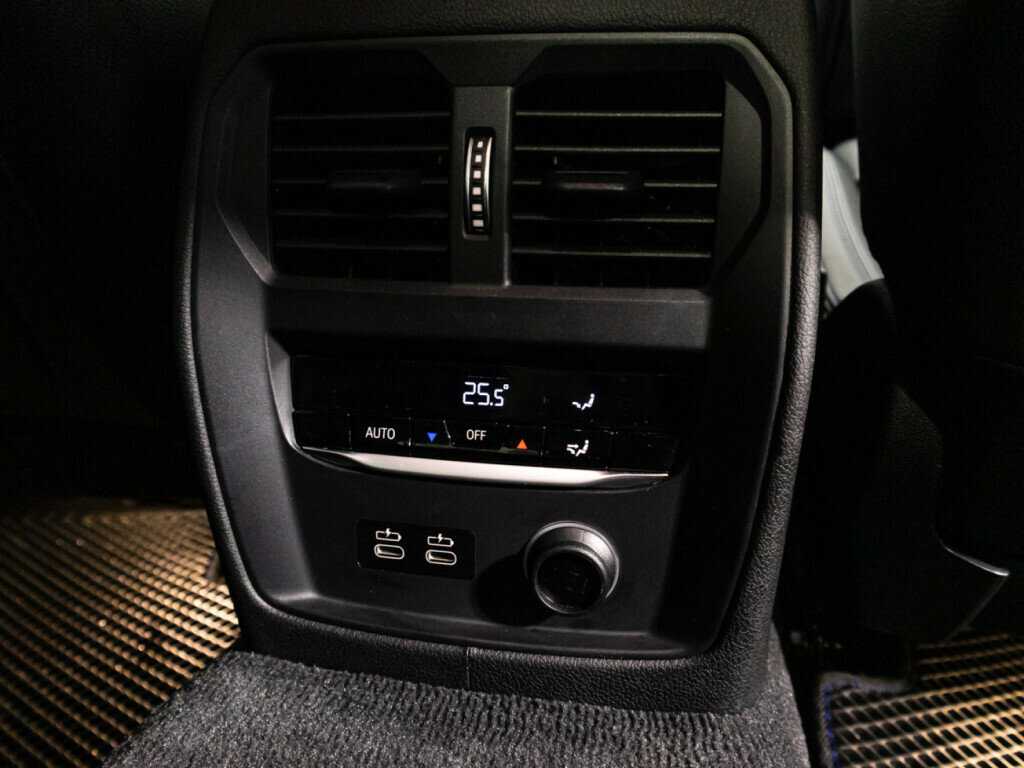 BMW 3 серии с пробегом — 2020 год. Фото: #20