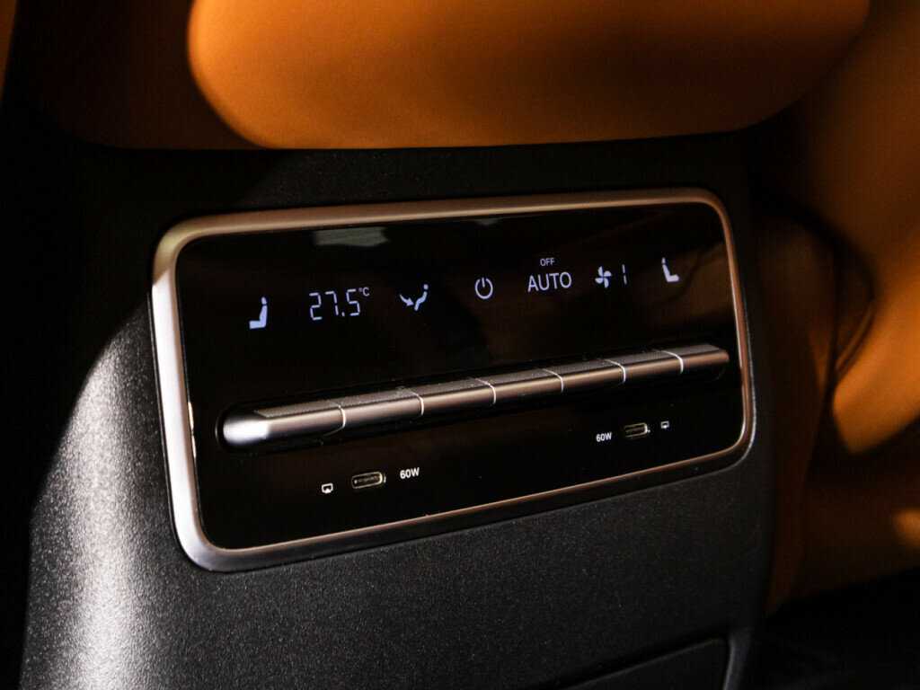 LiXiang L7 с пробегом — 2023 год. Фото: #19