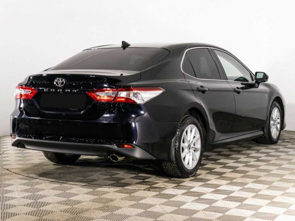 Toyota Camry с пробегом — 2021 год. Фото: #4