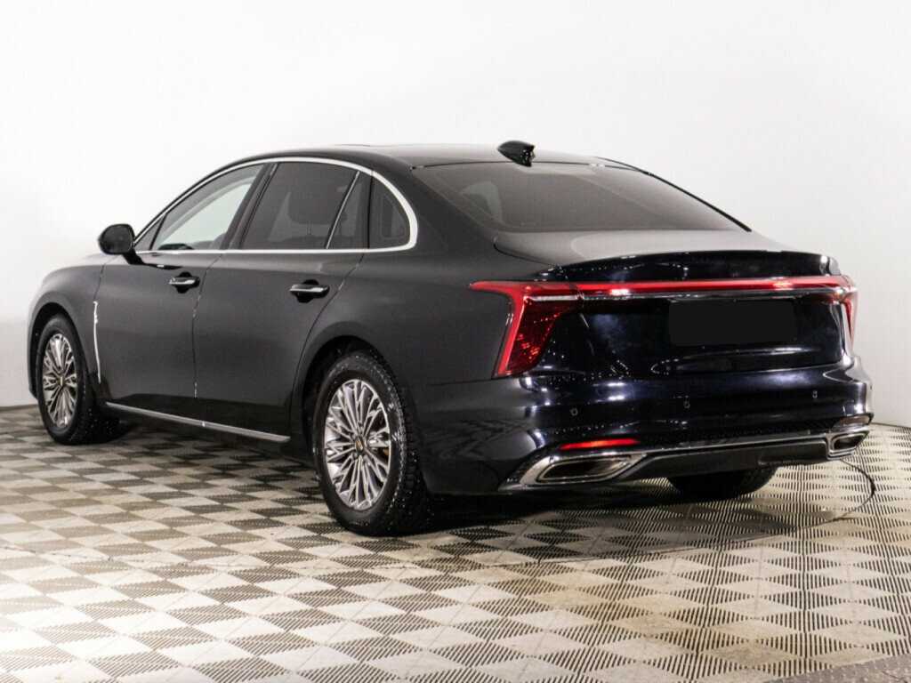 Hongqi H5 с пробегом — 2023 год. Фото: #6