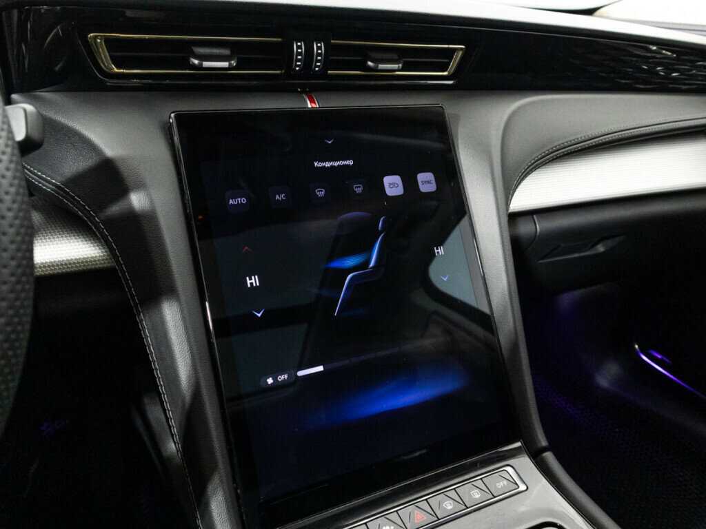 Hongqi H5 с пробегом — 2023 год. Фото: #17