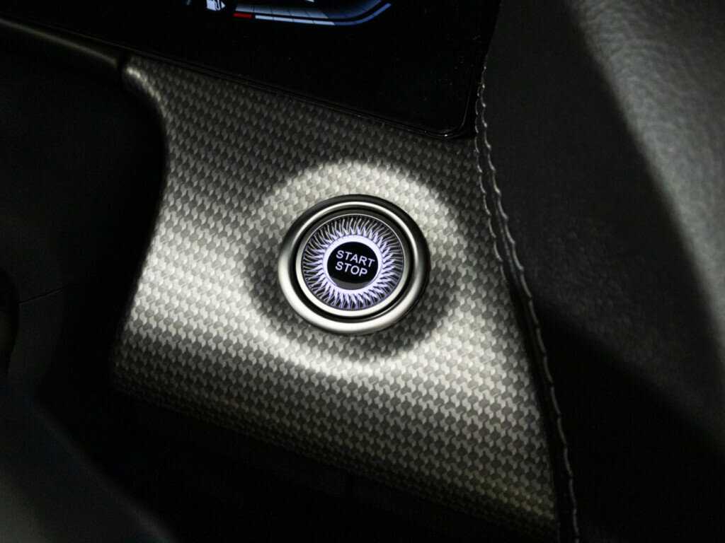 Hongqi H5 с пробегом — 2023 год. Фото: #18