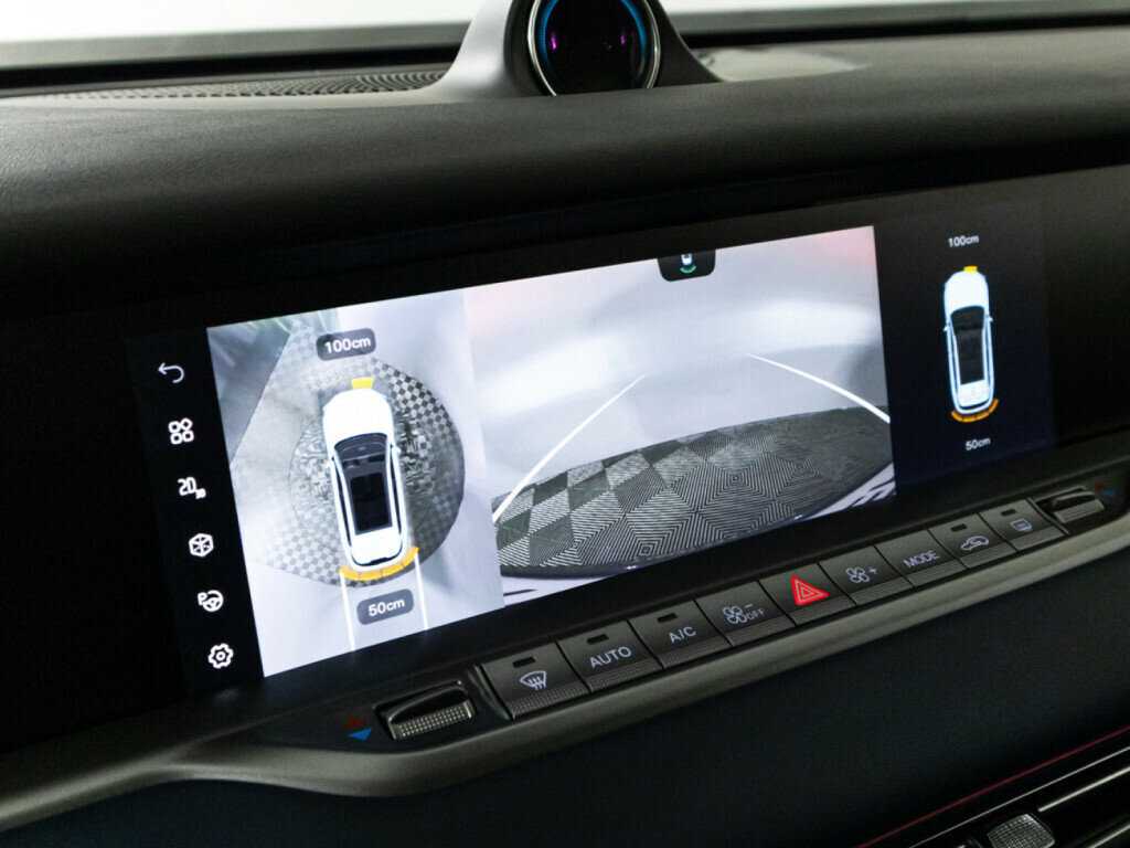 Voyah Free с пробегом — 2023 год. Фото: #18