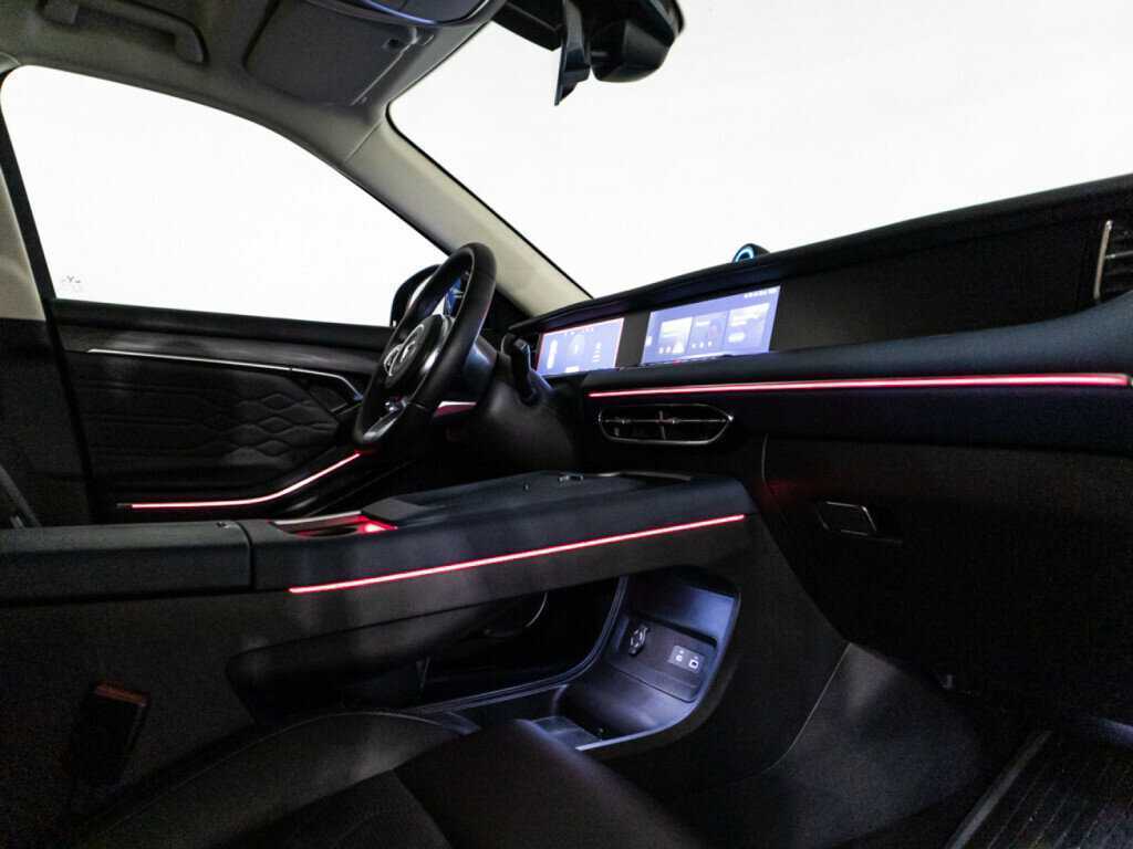 Voyah Free с пробегом — 2023 год. Фото: #36