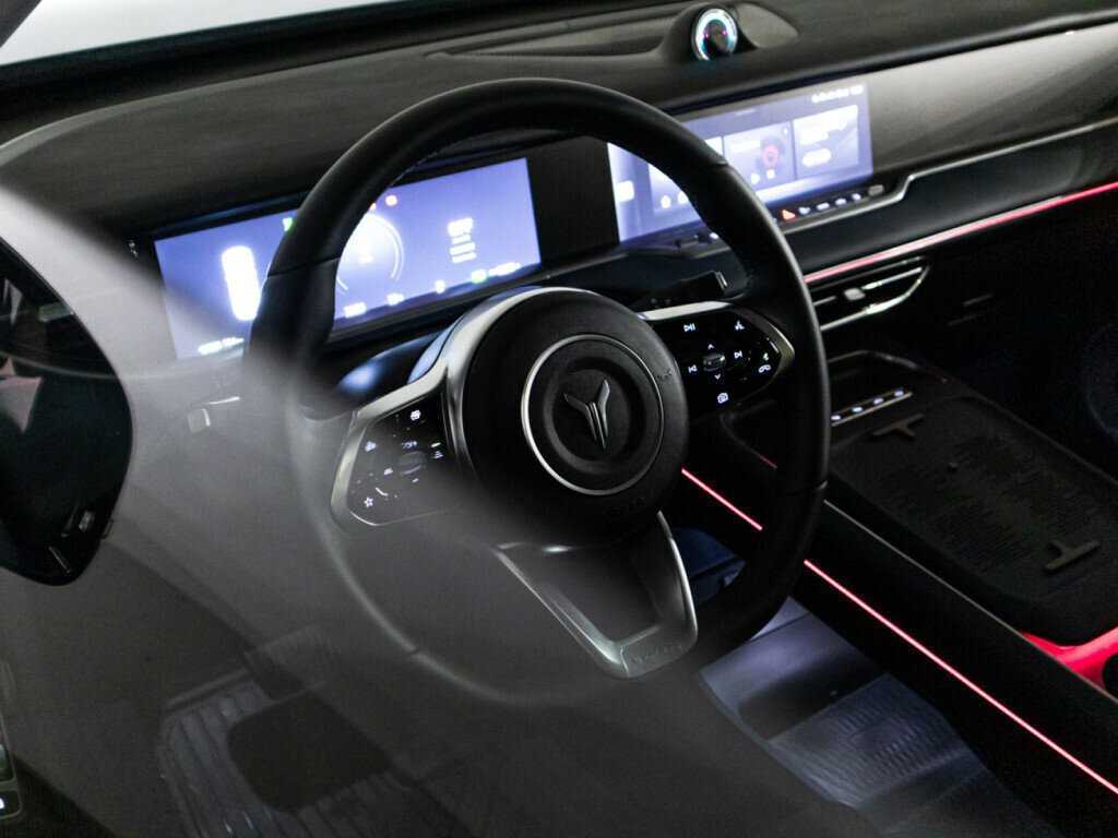 Voyah Free с пробегом — 2023 год. Фото: #37