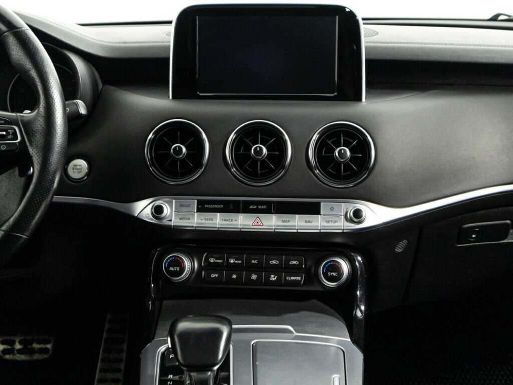 Kia Stinger с пробегом — 2018 год. Фото: #13