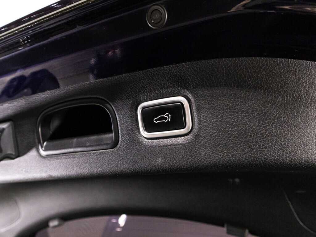 Kia Stinger с пробегом — 2018 год. Фото: #14