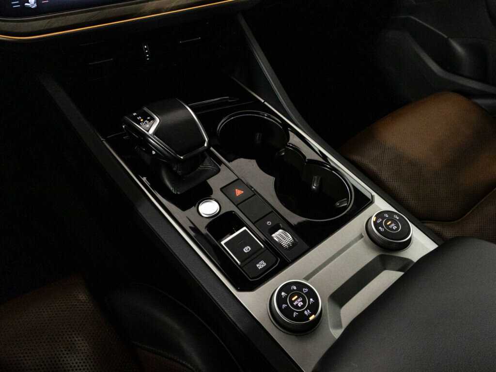 Volkswagen Touareg с пробегом — 2019 год. Фото: #18