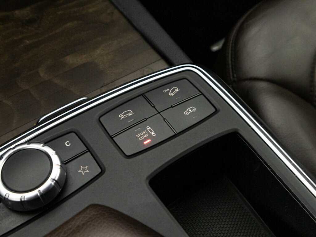 Mercedes-Benz M-Класс с пробегом — 2014 год. Фото: #14