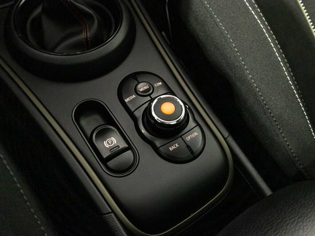 Mini Countryman с пробегом — 2018 год. Фото: #17