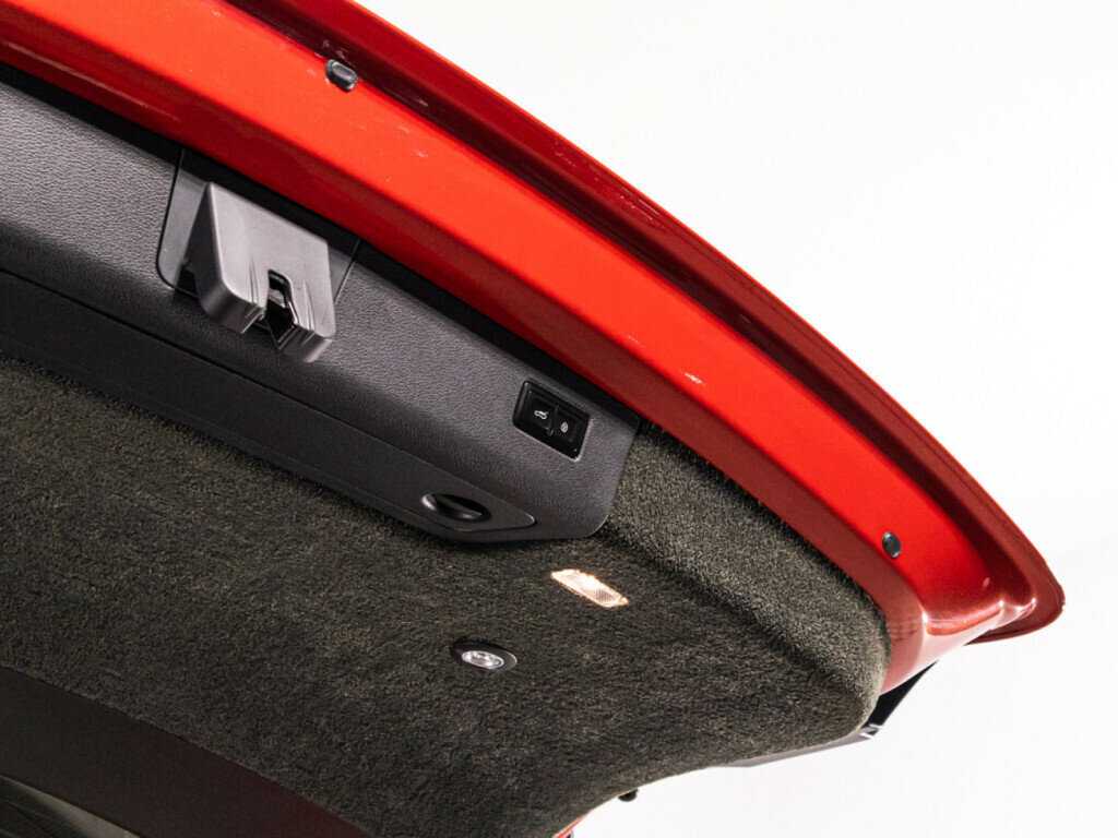 Bentley Bentayga с пробегом — 2020 год. Фото: #12