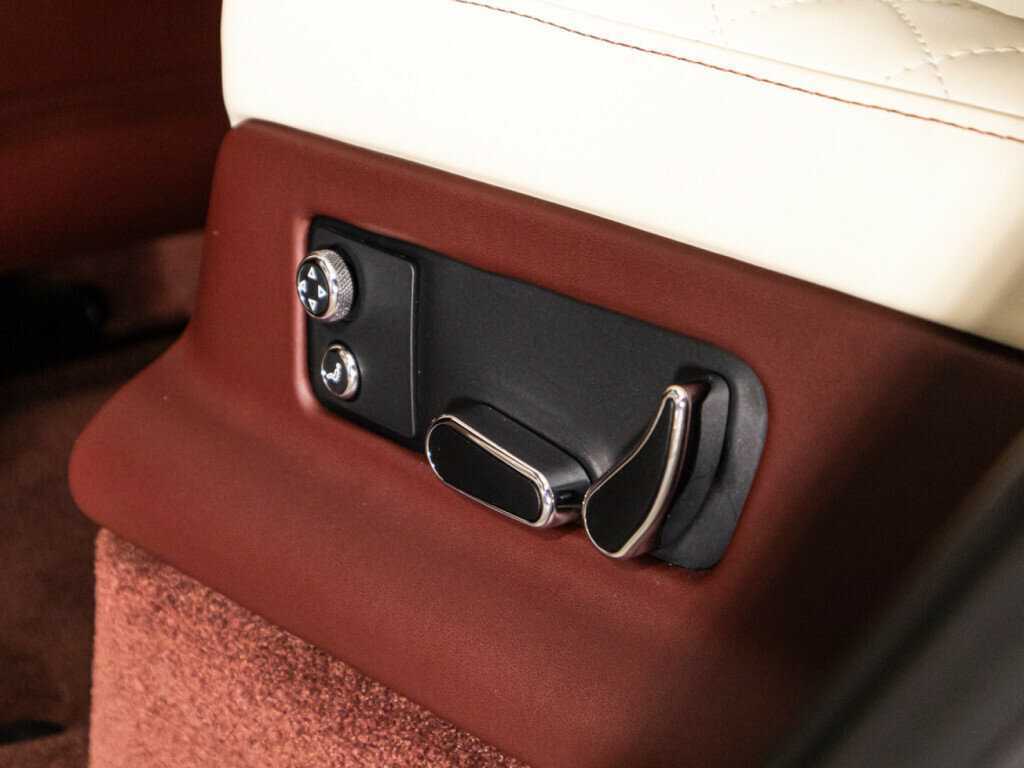 Bentley Bentayga с пробегом — 2020 год. Фото: #15